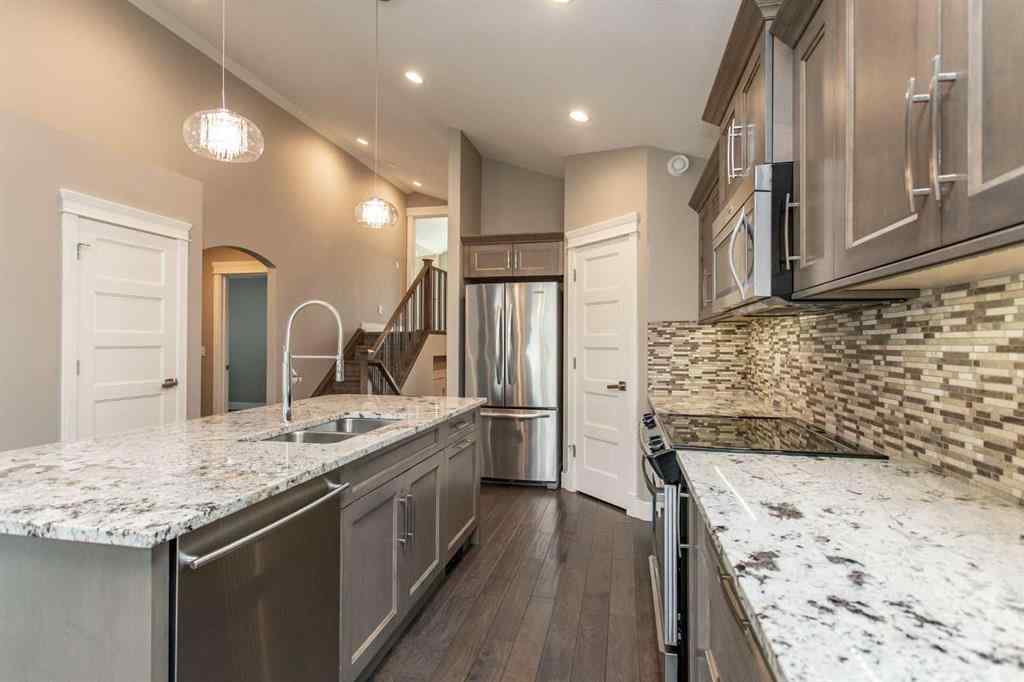 MLS® A2256389 - 6 Garrison Place  in Garden Heights Red Deer, Residential