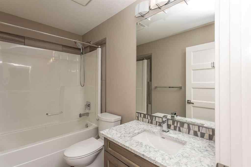 MLS® A2256389 - 6 Garrison Place  in Garden Heights Red Deer, Residential