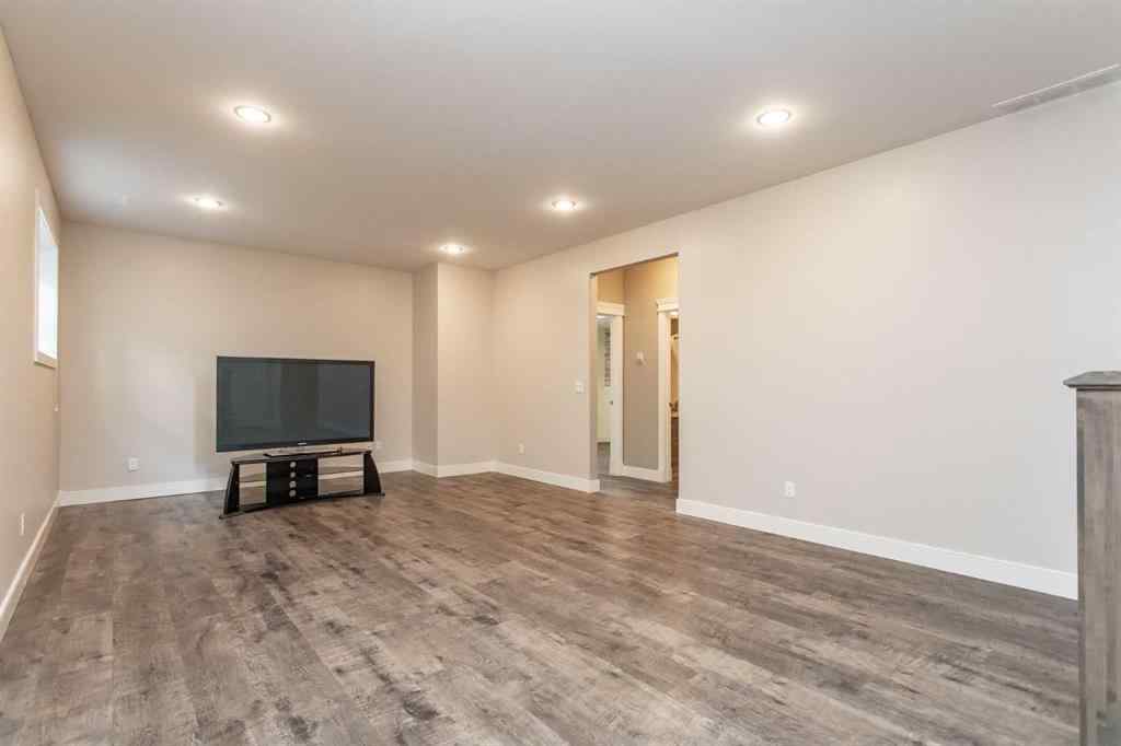 MLS® A2256389 - 6 Garrison Place  in Garden Heights Red Deer, Residential