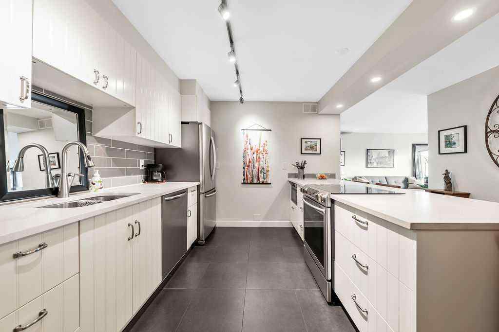 MLS® A2256390 - Unit #704 1011 12 Avenue SW in Beltline Calgary, Residential