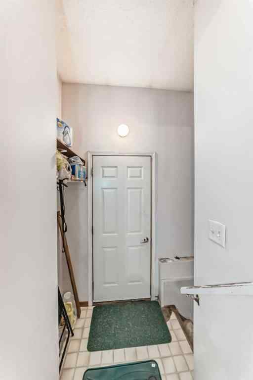 MLS® A2256394 - 352 Malvern Close NE in Marlborough Park Calgary, Residential