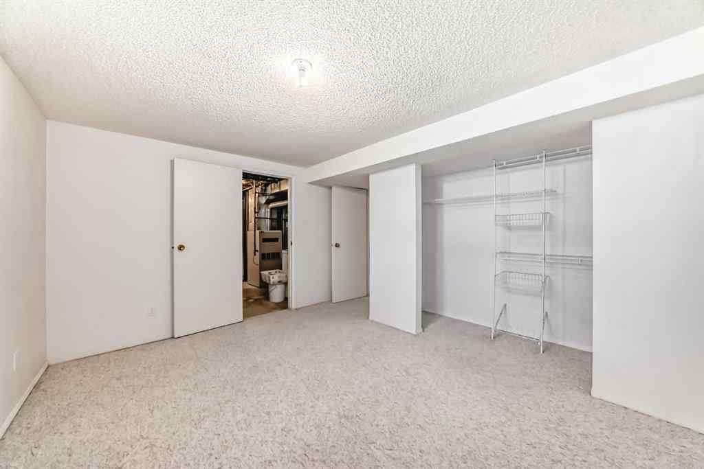 MLS® A2256394 - 352 Malvern Close NE in Marlborough Park Calgary, Residential