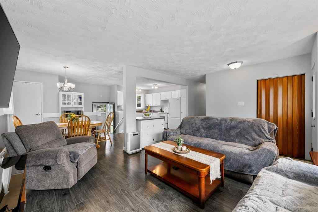 MLS® A2256395 - 249 Acadia Drive SE in Acadia Calgary, Residential