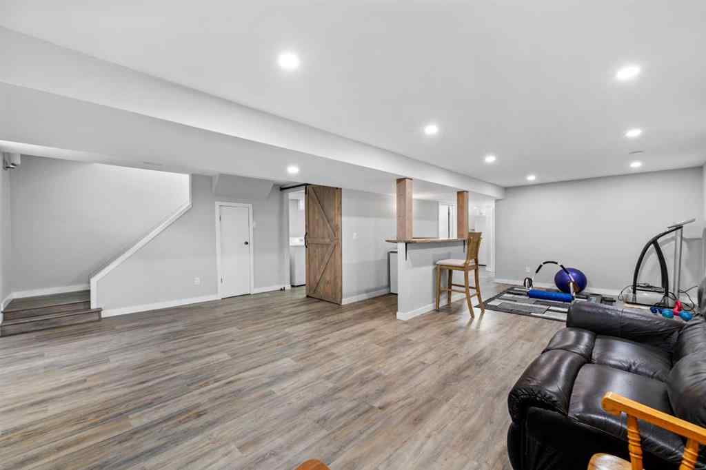 MLS® A2256395 - 249 Acadia Drive SE in Acadia Calgary, Residential