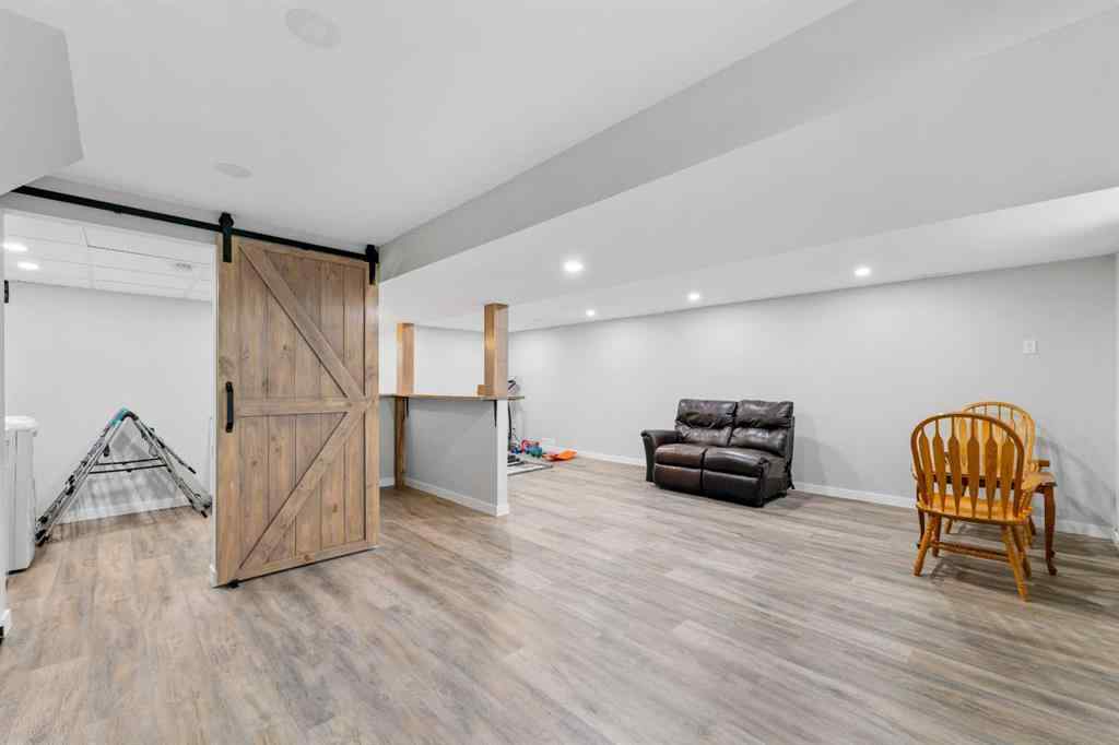 MLS® A2256395 - 249 Acadia Drive SE in Acadia Calgary, Residential