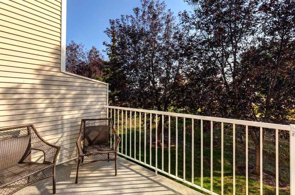 MLS® A2256396 - 109 Hillview Terrace  in Hillview Estates Strathmore, Residential