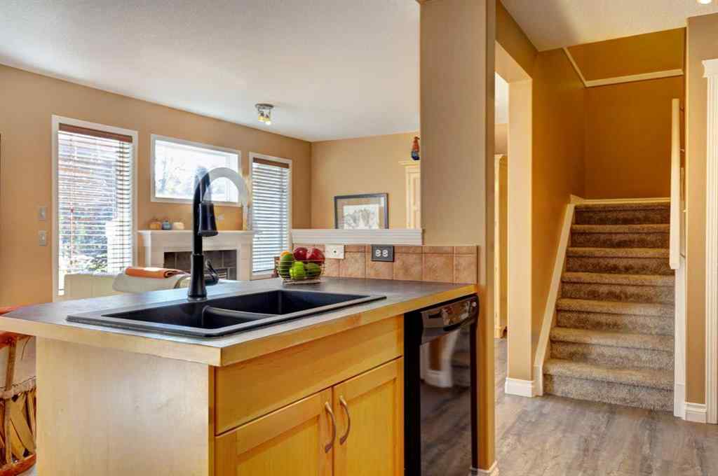 MLS® A2256396 - 109 Hillview Terrace  in Hillview Estates Strathmore, Residential