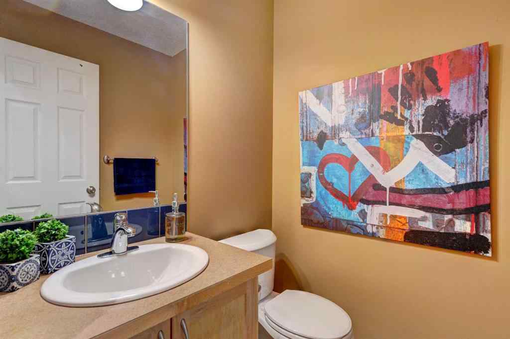 MLS® A2256396 - 109 Hillview Terrace  in Hillview Estates Strathmore, Residential