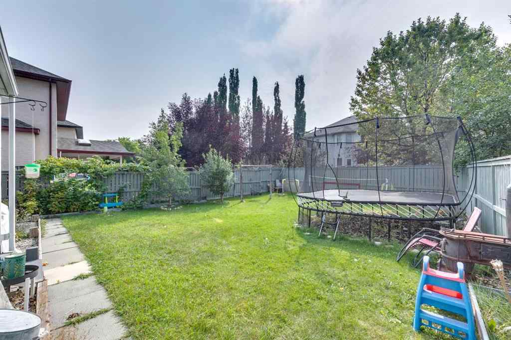 MLS® A2256397 - 1374 Strathcona Drive SW in Strathcona Park Calgary, Residential