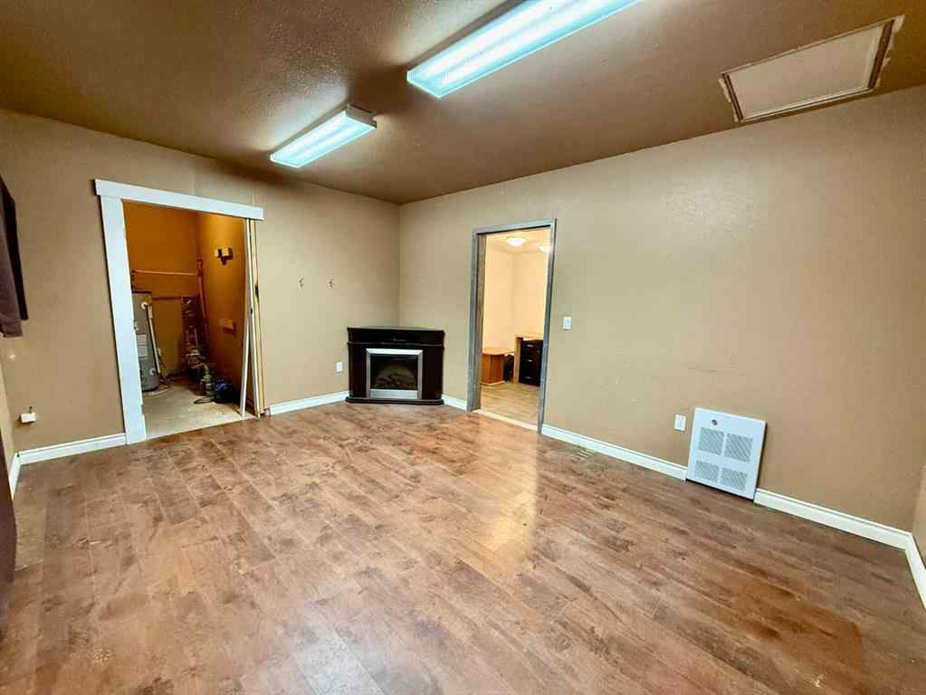 MLS® A2256399 - 5114 43 Street  in NONE Consort, Commercial
