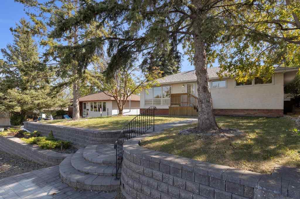 MLS® A2256402 - 419 33 Avenue NE in Winston Heights/Mountview Calgary, Residential