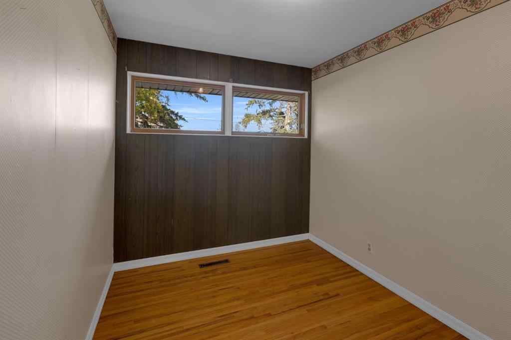 MLS® A2256402 - 419 33 Avenue NE in Winston Heights/Mountview Calgary, Residential