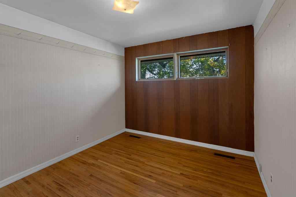 MLS® A2256402 - 419 33 Avenue NE in Winston Heights/Mountview Calgary, Residential