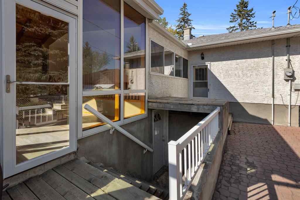 MLS® A2256402 - 419 33 Avenue NE in Winston Heights/Mountview Calgary, Residential
