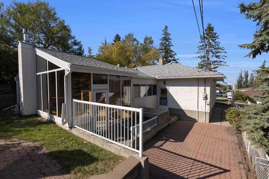 MLS® A2256402 - 419 33 Avenue NE in Winston Heights/Mountview Calgary, Residential