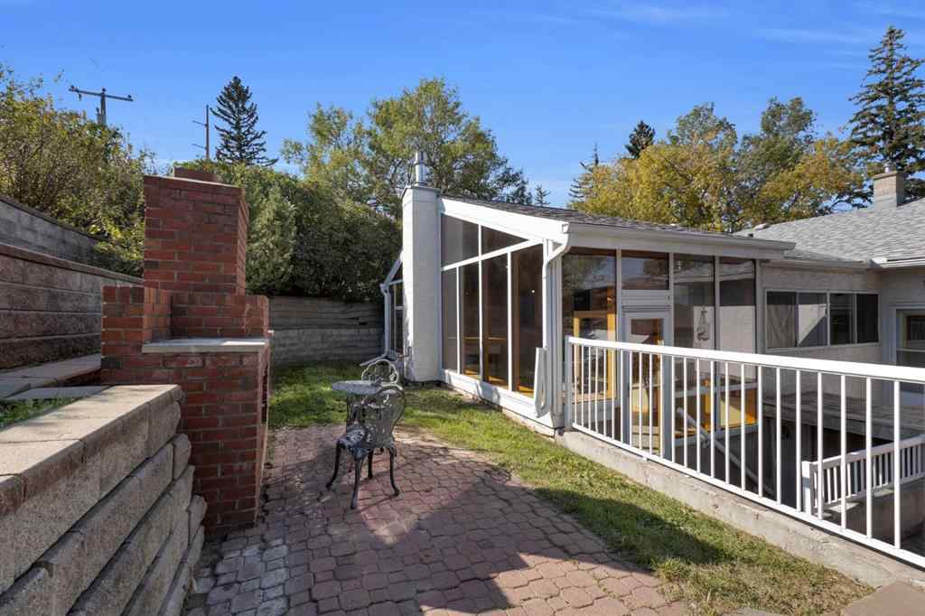 MLS® A2256402 - 419 33 Avenue NE in Winston Heights/Mountview Calgary, Residential