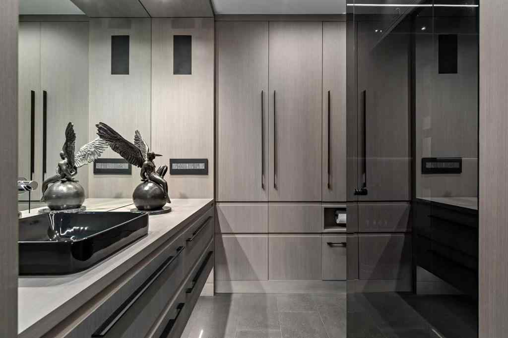MLS® A2256406 - Unit #404 629 Royal Avenue SW in Lower Mount Royal Calgary, Residential