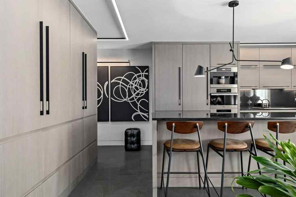 MLS® A2256406 - Unit #404 629 Royal Avenue SW in Lower Mount Royal Calgary, Residential