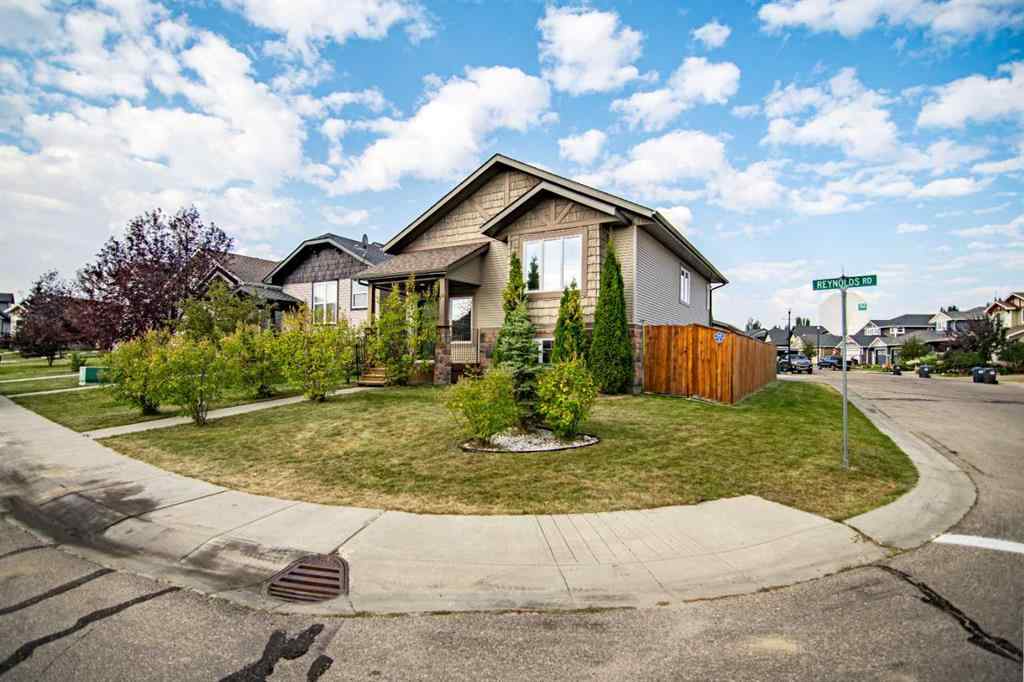 MLS® A2256407 - 10 Reynolds Road  in Ryders Ridge Sylvan Lake, Residential