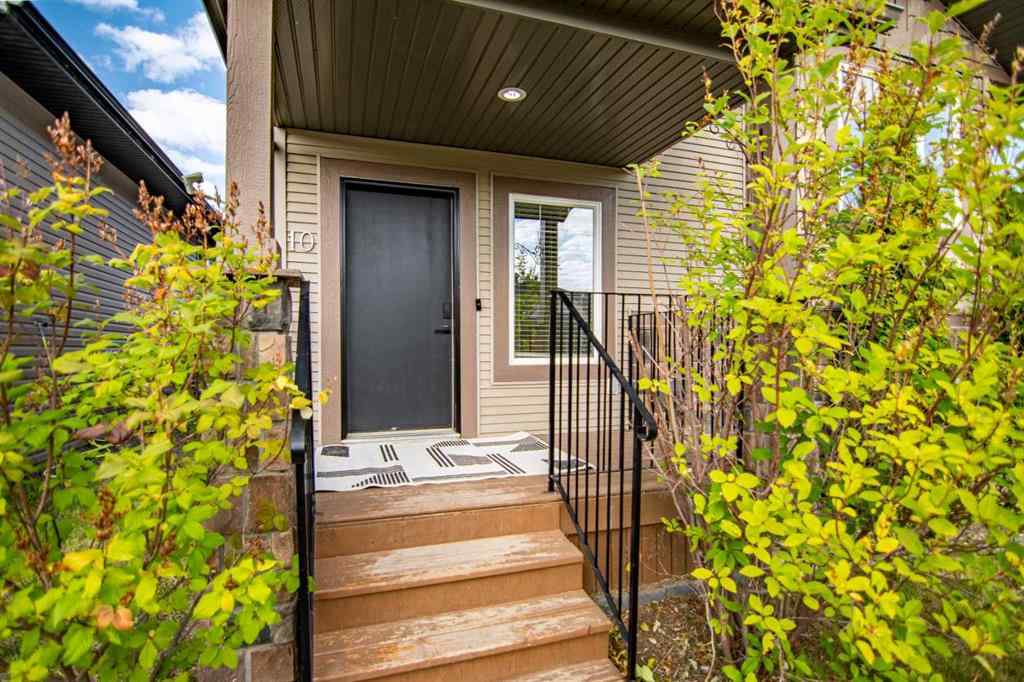MLS® A2256407 - 10 Reynolds Road  in Ryders Ridge Sylvan Lake, Residential