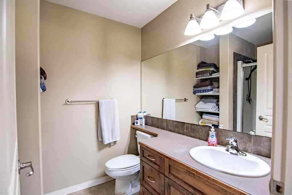 MLS® A2256407 - 10 Reynolds Road  in Ryders Ridge Sylvan Lake, Residential