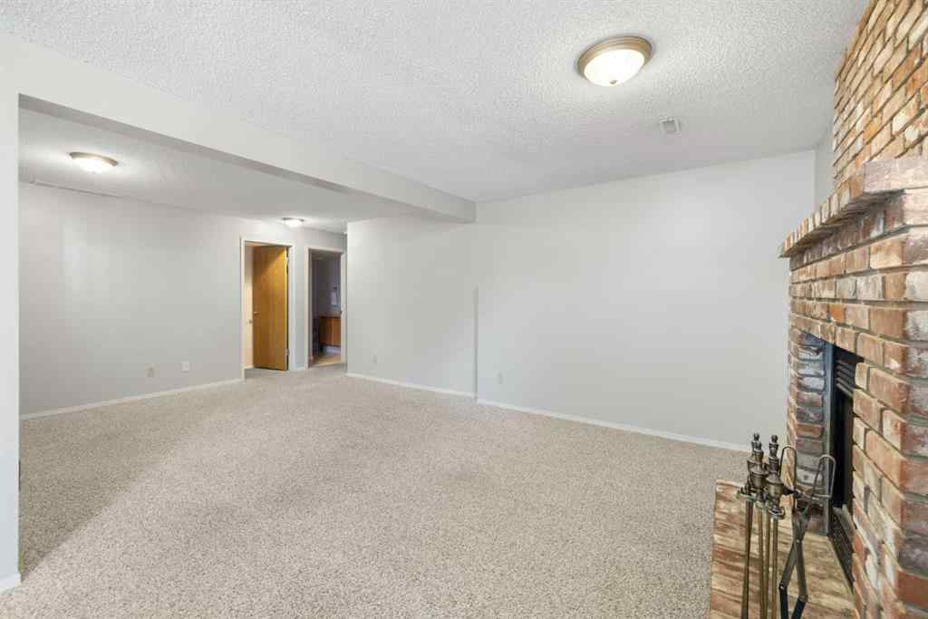 MLS® A2256408 - 28 Millrise Close SW in Millrise Calgary, Residential