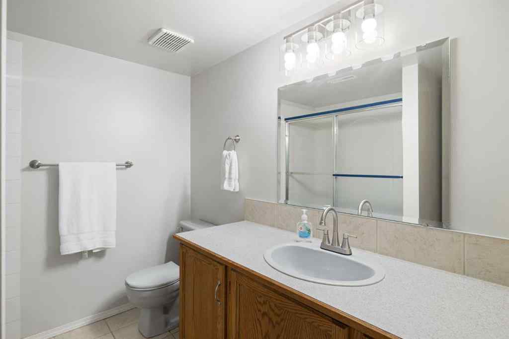 MLS® A2256408 - 28 Millrise Close SW in Millrise Calgary, Residential
