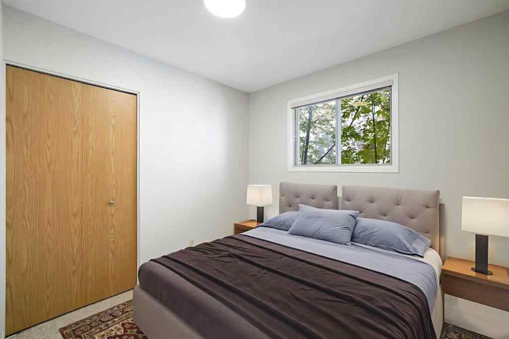 MLS® A2256408 - 28 Millrise Close SW in Millrise Calgary, Residential