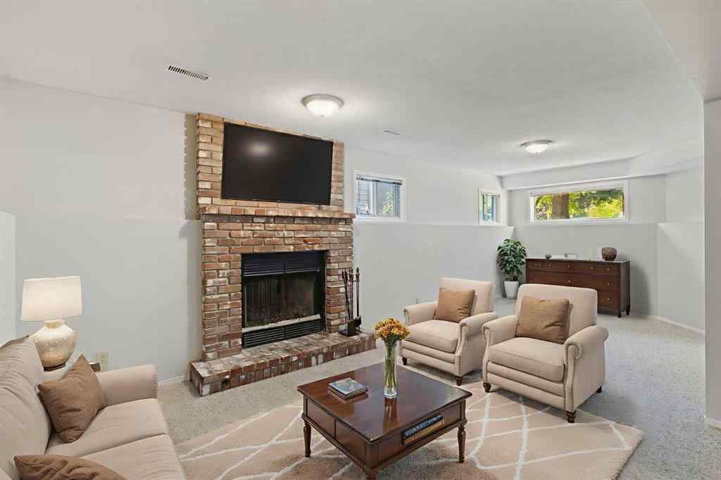 MLS® A2256408 - 28 Millrise Close SW in Millrise Calgary, Residential