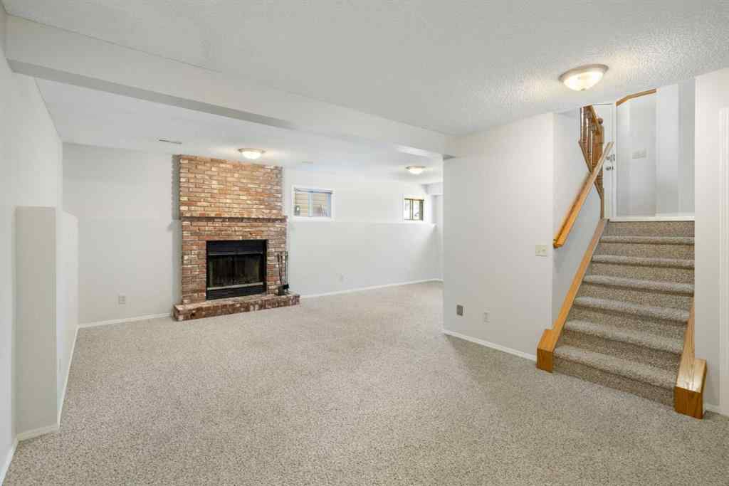 MLS® A2256408 - 28 Millrise Close SW in Millrise Calgary, Residential