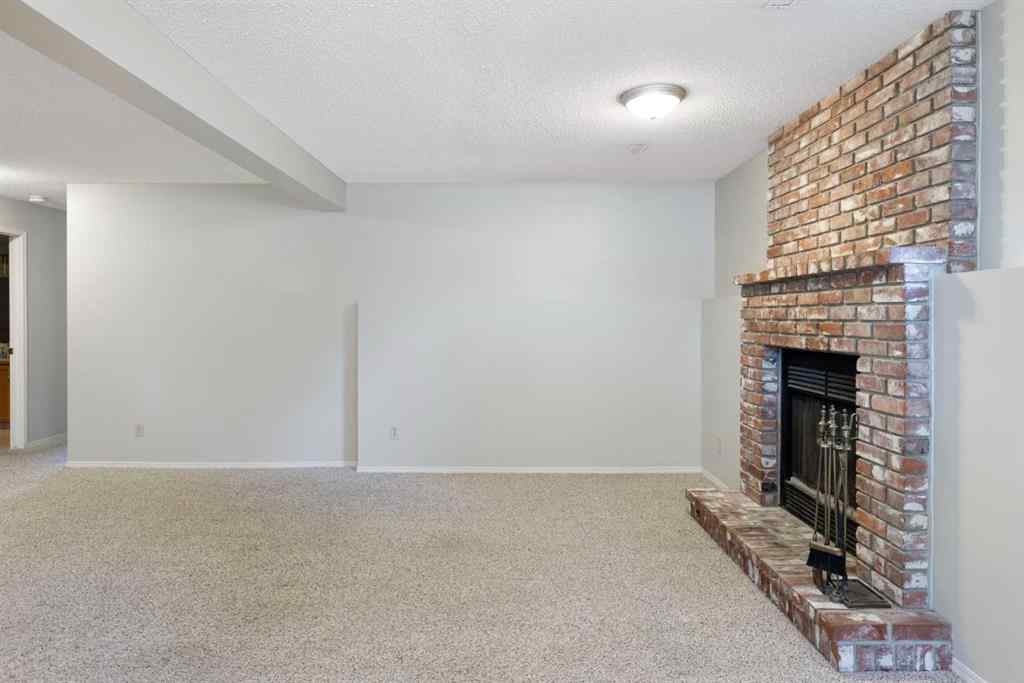 MLS® A2256408 - 28 Millrise Close SW in Millrise Calgary, Residential