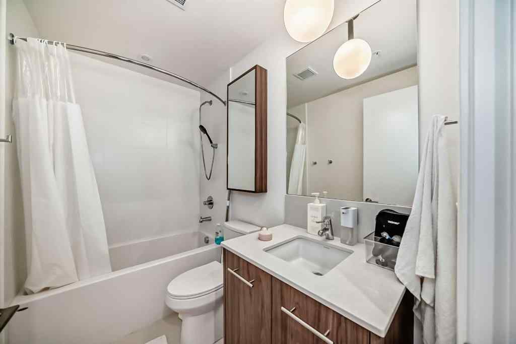 MLS® A2256409 - Unit #1313 730 2 Avenue SW in Eau Claire Calgary, Residential