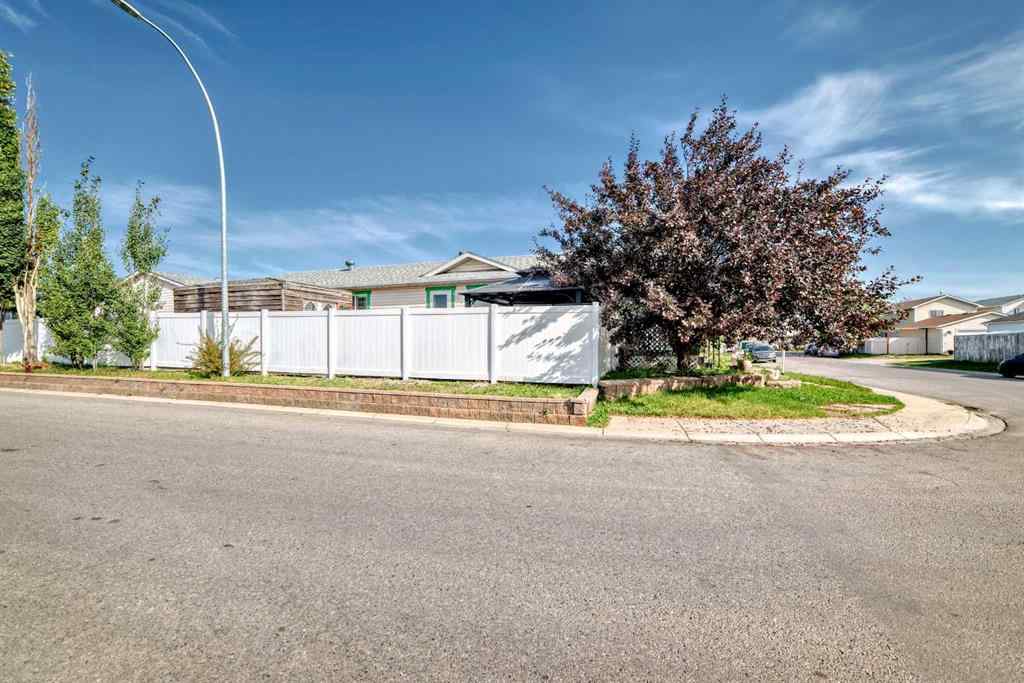 MLS® A2256410 - 189 Applemead Close SE in Applewood Park Calgary, Residential