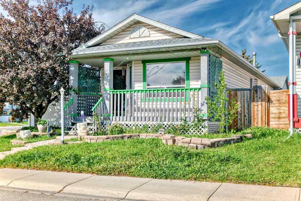 MLS® A2256410 - 189 Applemead Close SE in Applewood Park Calgary, Residential