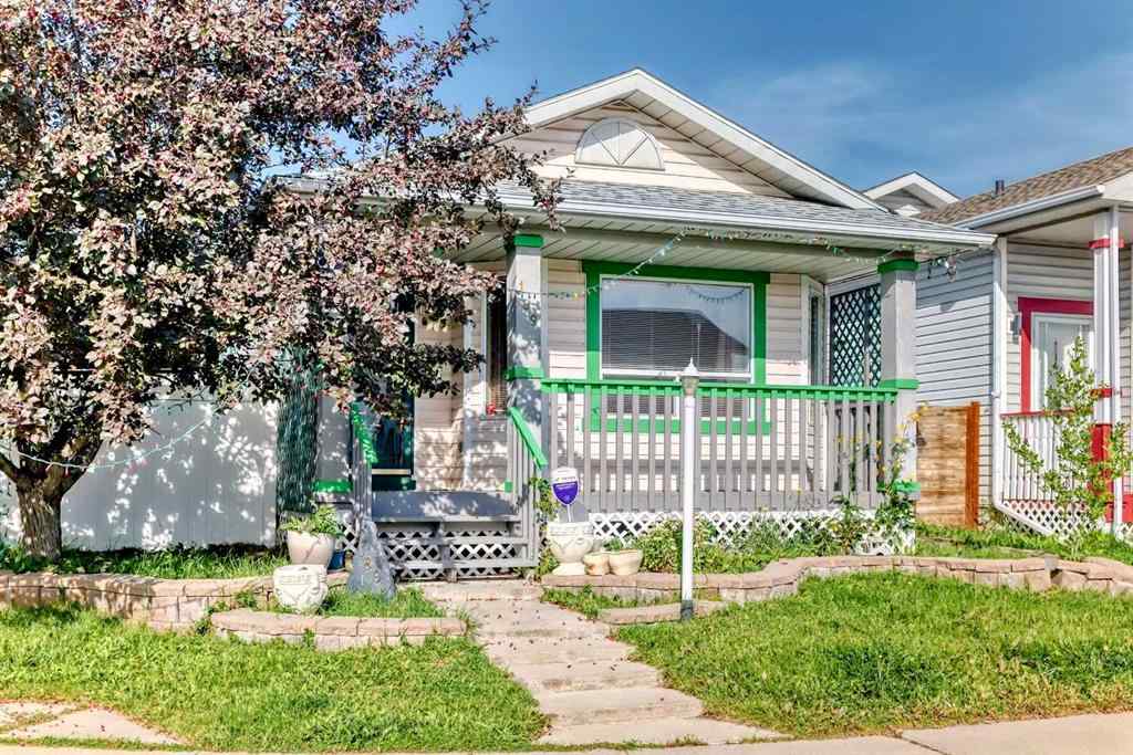 MLS® A2256410 - 189 Applemead Close SE in Applewood Park Calgary, Residential
