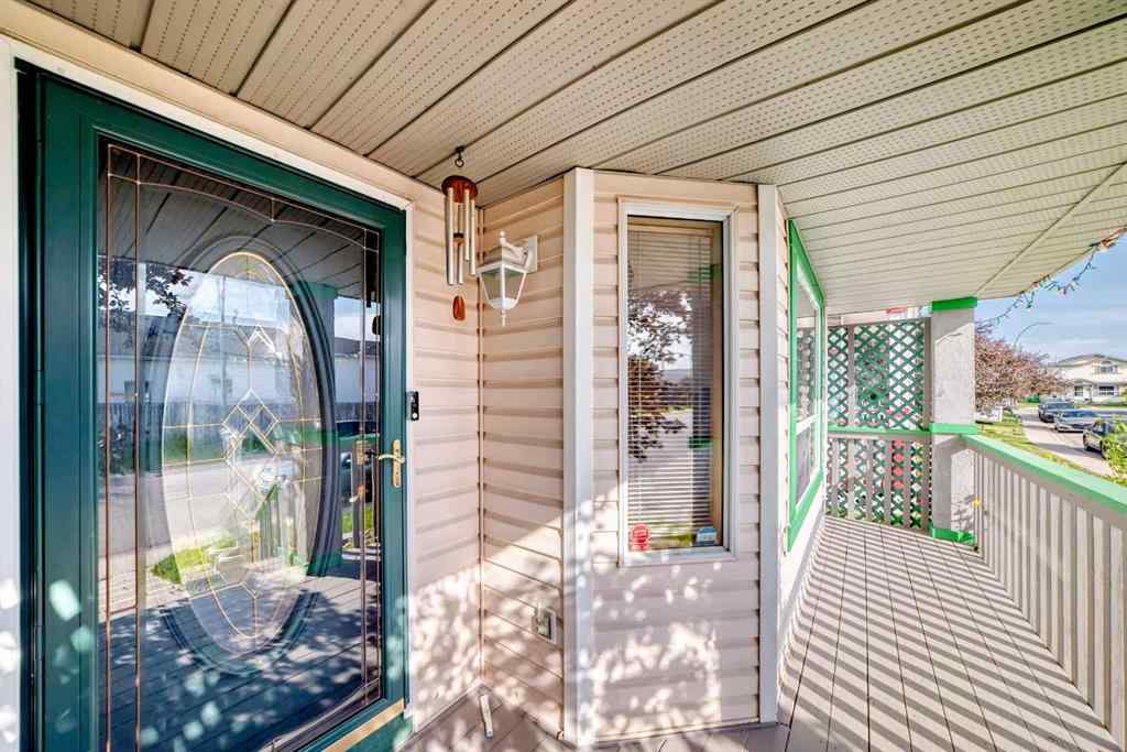 MLS® A2256410 - 189 Applemead Close SE in Applewood Park Calgary, Residential