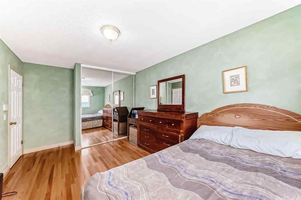 MLS® A2256410 - 189 Applemead Close SE in Applewood Park Calgary, Residential
