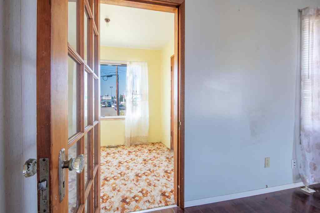 MLS® A2256411 - 1828 49 Avenue  in Wallacefield Lloydminster, Residential