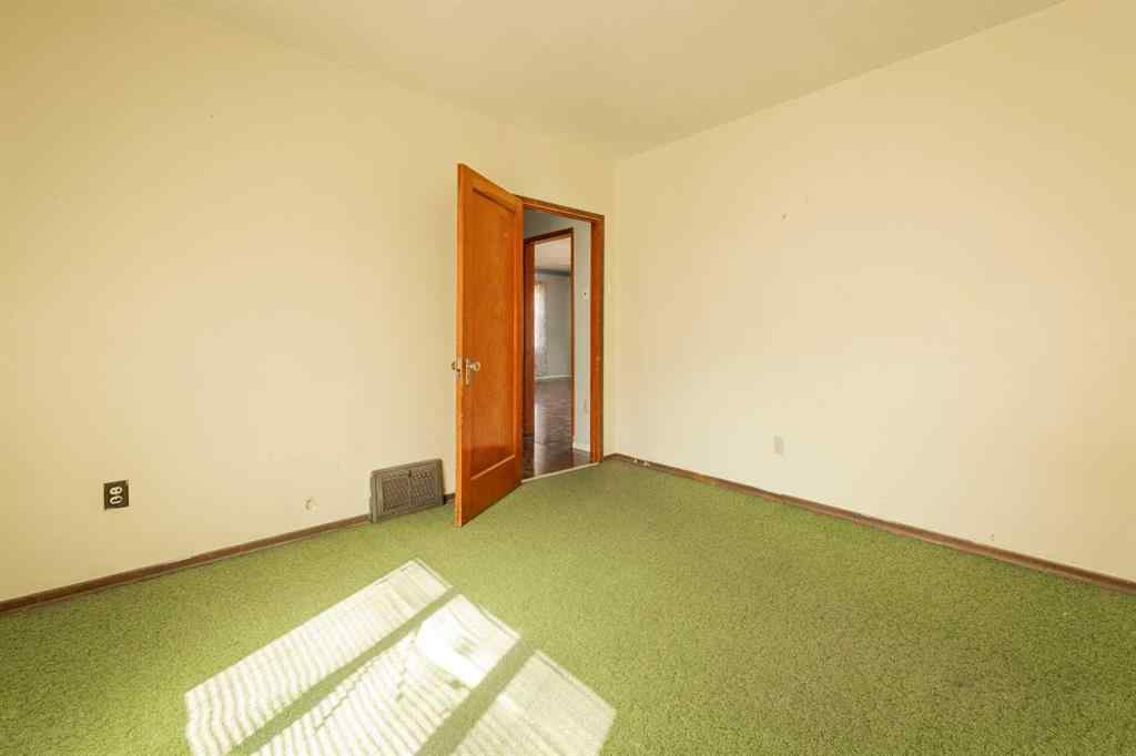 MLS® A2256411 - 1828 49 Avenue  in Wallacefield Lloydminster, Residential