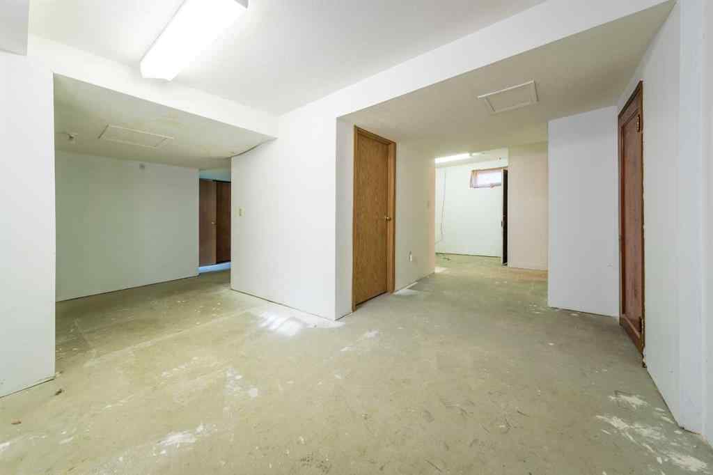 MLS® A2256411 - 1828 49 Avenue  in Wallacefield Lloydminster, Residential