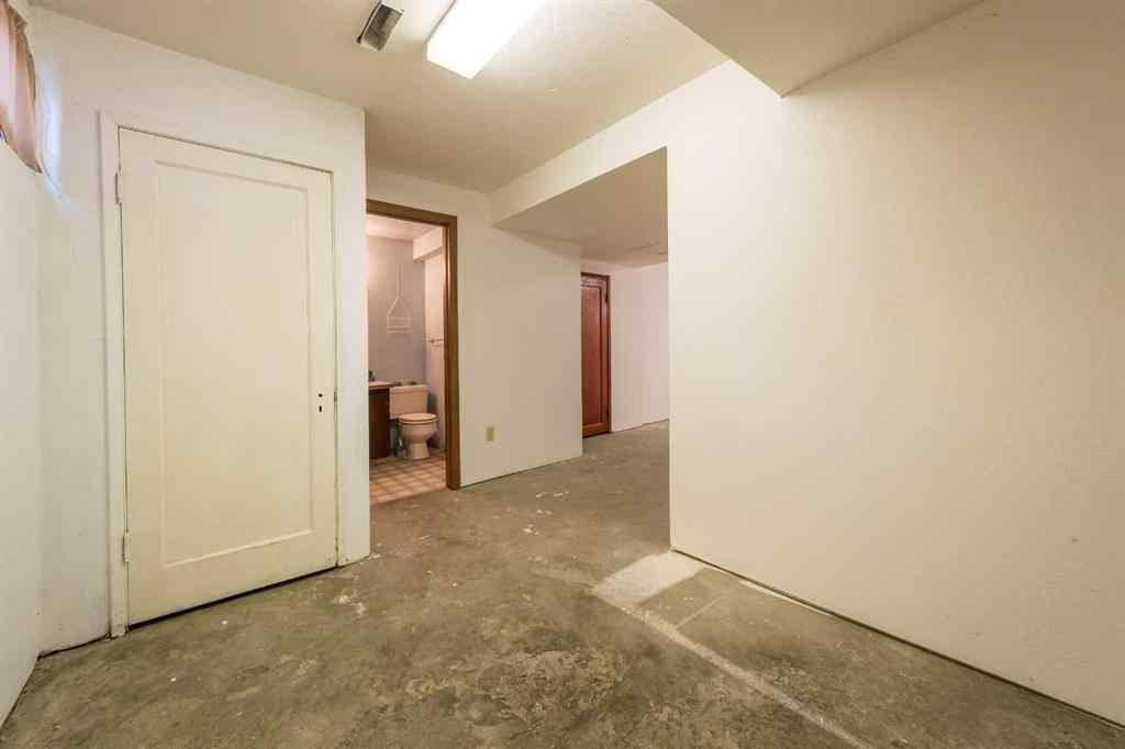 MLS® A2256411 - 1828 49 Avenue  in Wallacefield Lloydminster, Residential