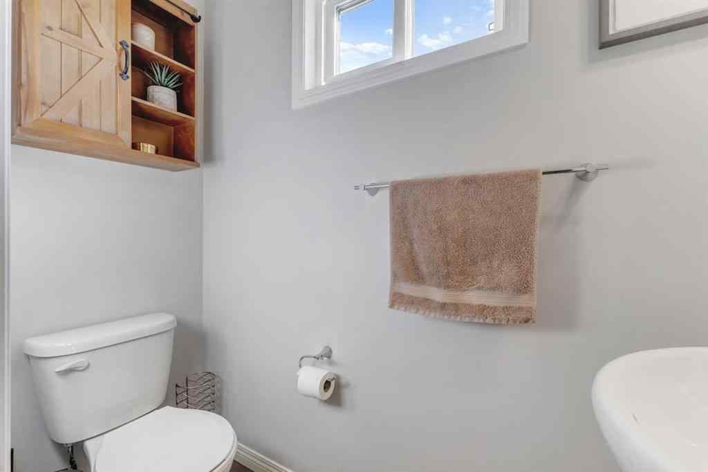 MLS® A2256415 - 269 Hillcrest Road SW in Hillcrest Airdrie, Residential