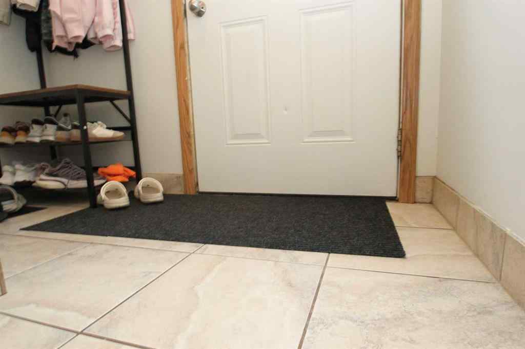 MLS® A2256418 - 3809-3813 50 Street  in Eastview Red Deer, Commercial