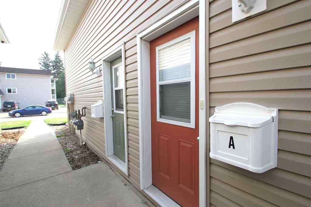 MLS® A2256418 - 3809-3813 50 Street  in Eastview Red Deer, Commercial