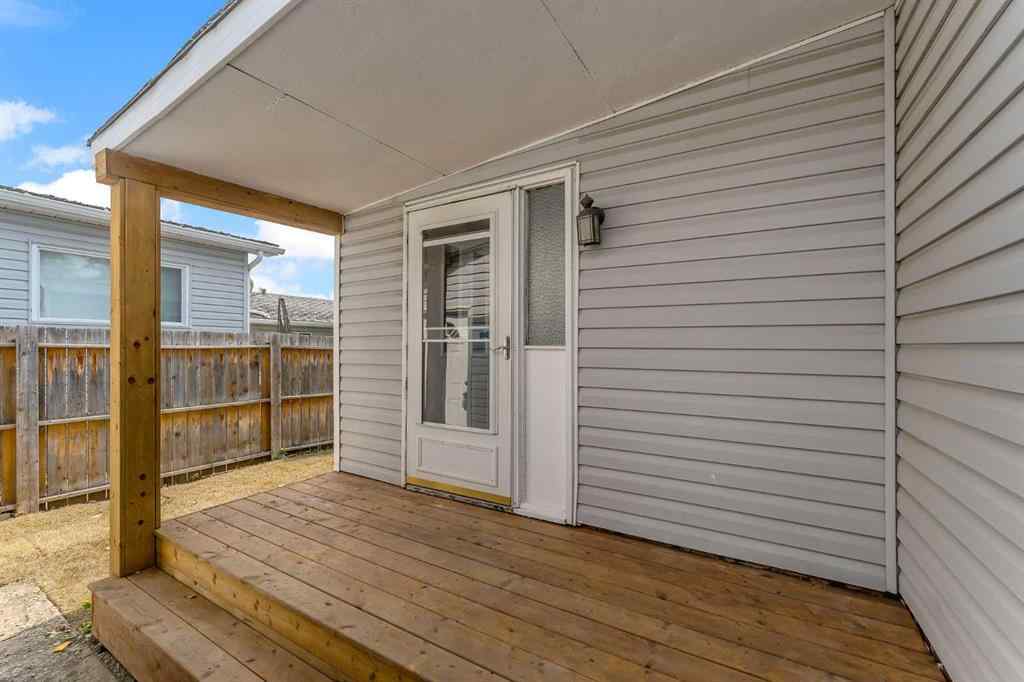 MLS® A2256419 - 17 Big Hill Way SE in Big Springs Airdrie, Residential