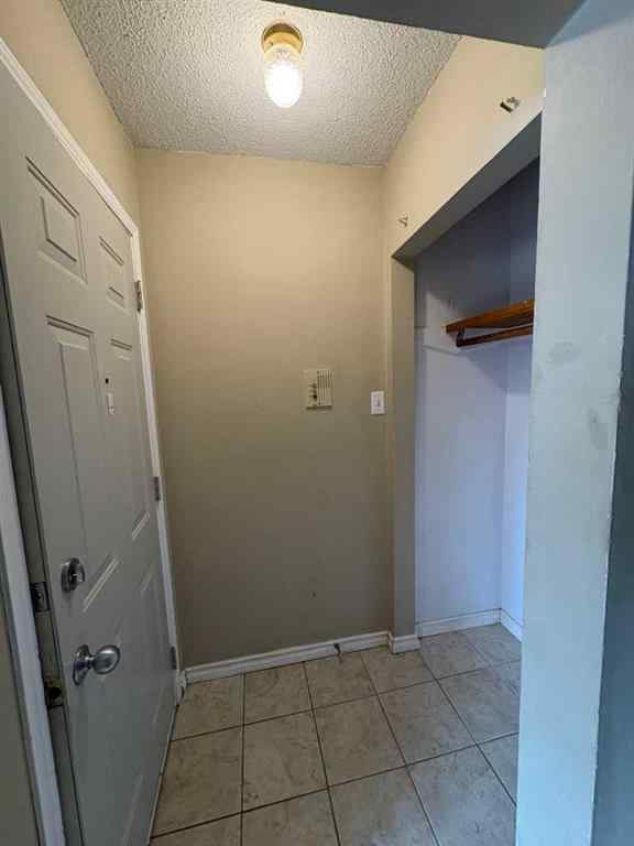 MLS® A2256420 - Unit #1-6 1608 38 Street SW in Rosscarrock Calgary, Multi-Family