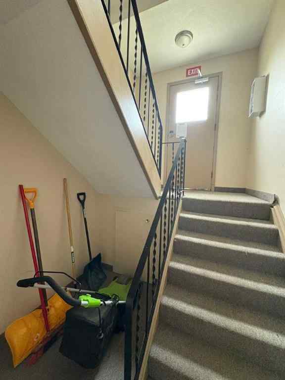 MLS® A2256420 - Unit #1-6 1608 38 Street SW in Rosscarrock Calgary, Multi-Family