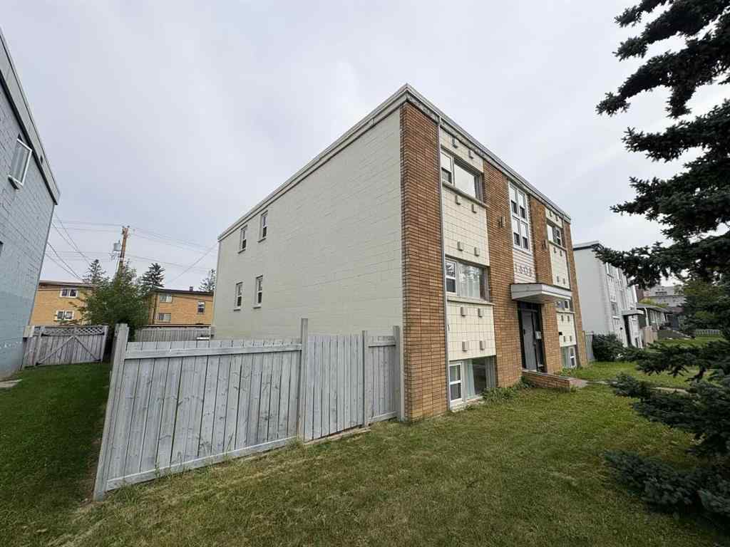 MLS® A2256420 - Unit #1-6 1608 38 Street SW in Rosscarrock Calgary, Multi-Family