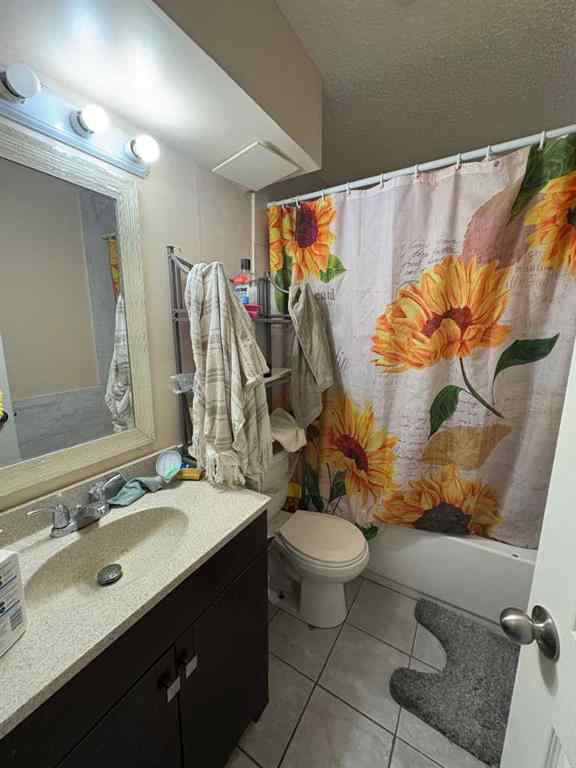 MLS® A2256420 - Unit #1-6 1608 38 Street SW in Rosscarrock Calgary, Multi-Family