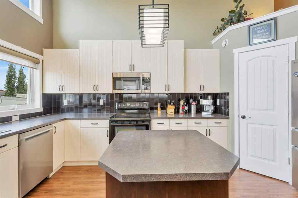 MLS® A2256421 - 4418 Ryders Ridge Boulevard  in Ryders Ridge Sylvan Lake, Residential